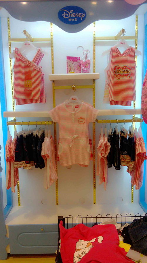 迪士尼童装产品与店铺装修 营造梦幻购物体验